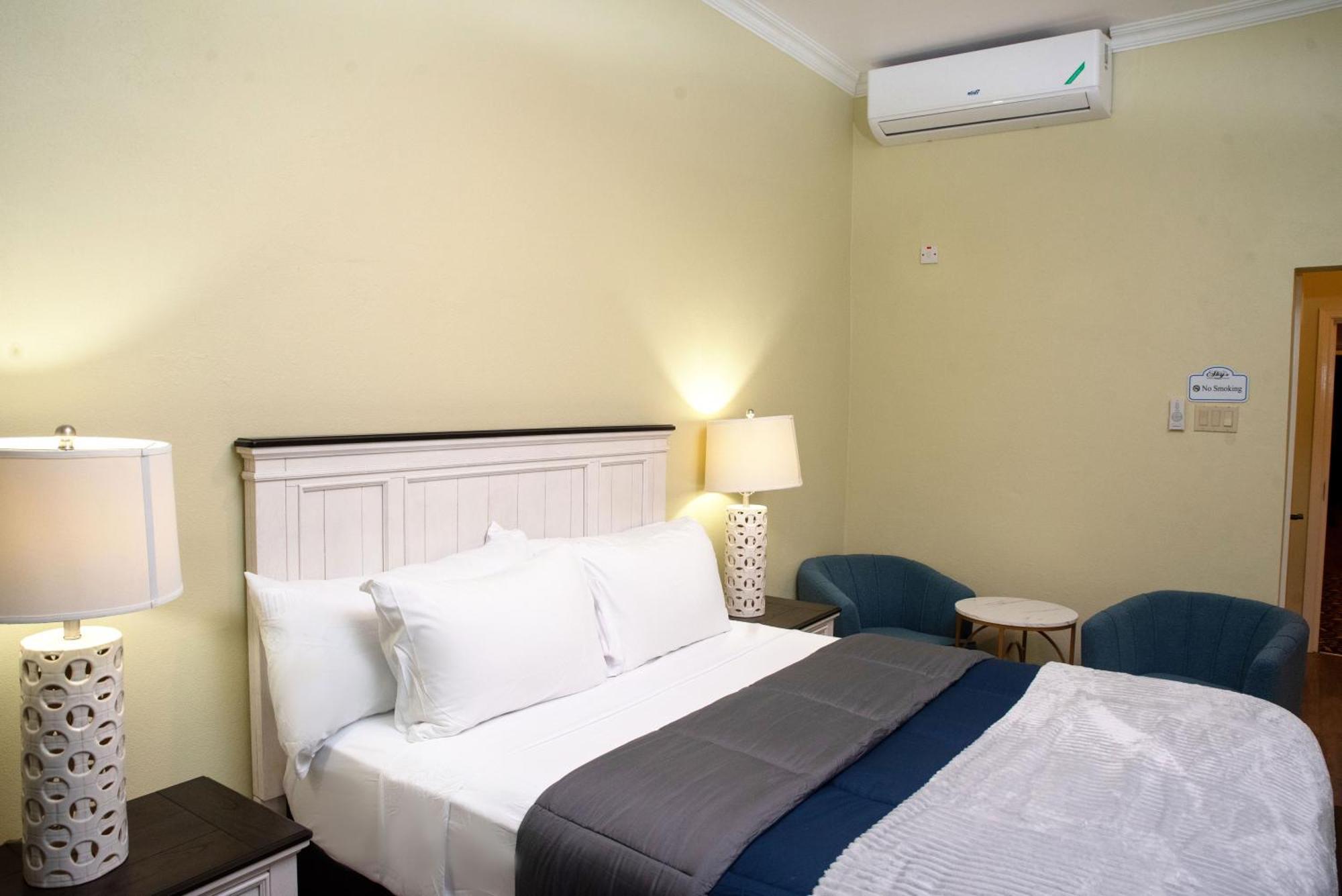 Sky'S Villa Resort Buff Bay Eksteriør billede